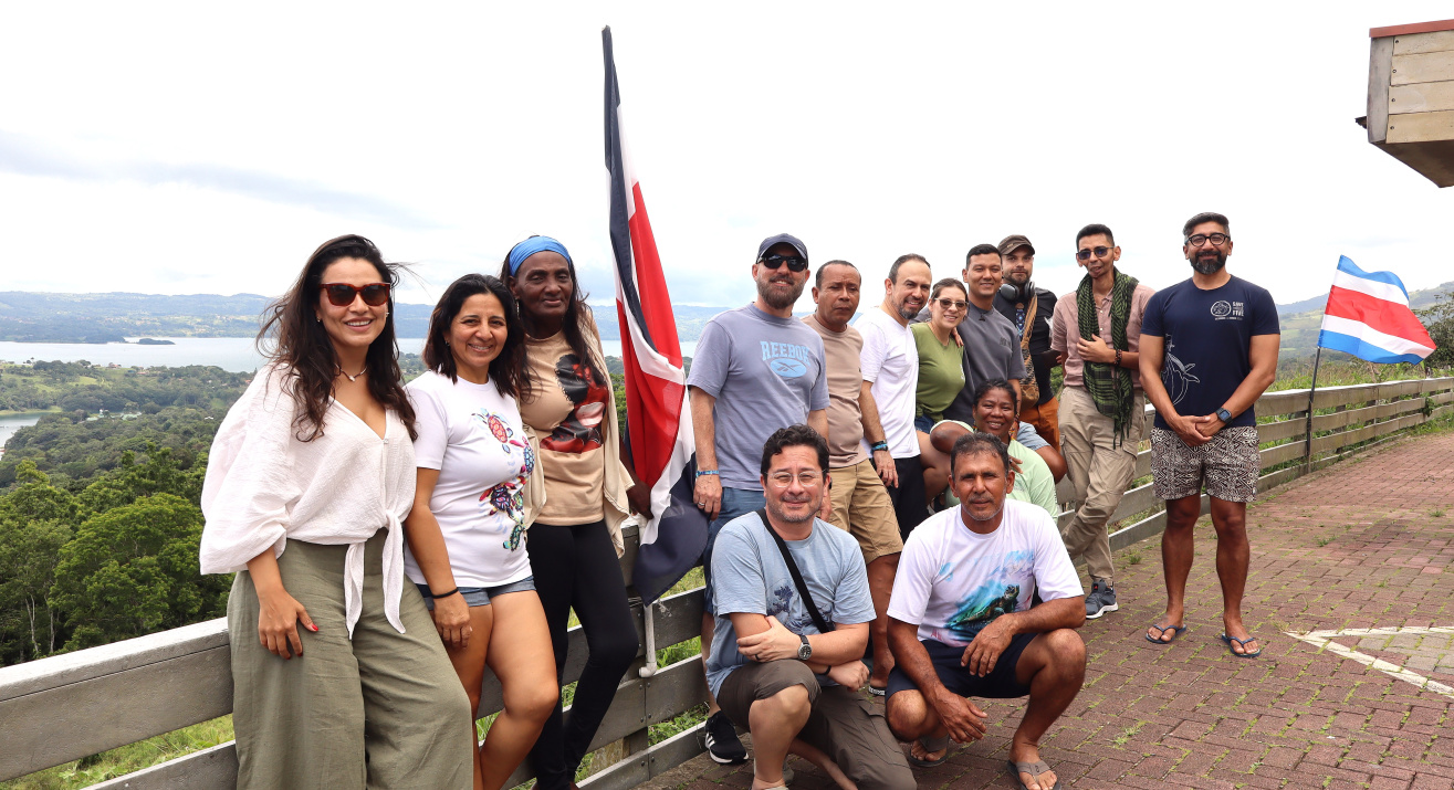 Intercambio de experiencias sobre conservación de tortugas marinas entre Costa Rica, Colombia y Ecuador