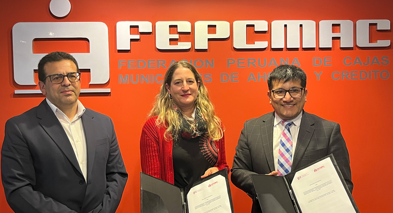Save the Blue Five y FEPCMAC impulsan el primer mecanismo financiero azul en el Perú.