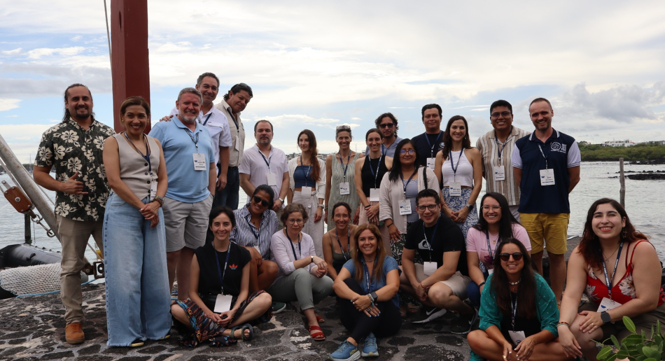 Grupo de personas participantes del encuentro Blue Leadership Journey,